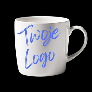 Biały kubek z napisem 'Twoje Logo' wykonanym niebieską, ozdobną czcionką na czarnym tle.