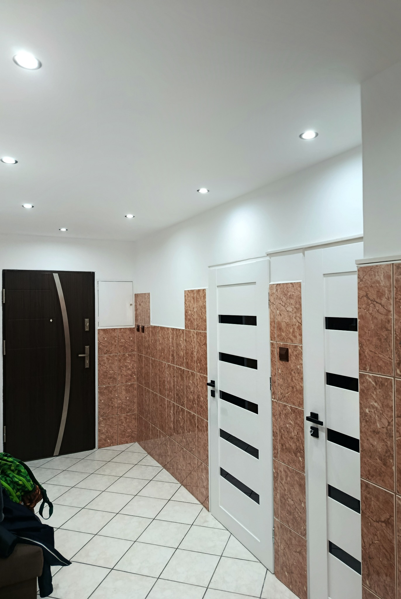 Jeden z Etapów malowania całego domu agregatem hydrodynamicznym. Chocianów 2025