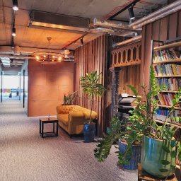 Zapraszamy do komfortowych wnętrz kancelarii przy ul. Wadowickiej w Krakowie. 