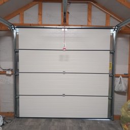 Bramy garażowe Poznań 4