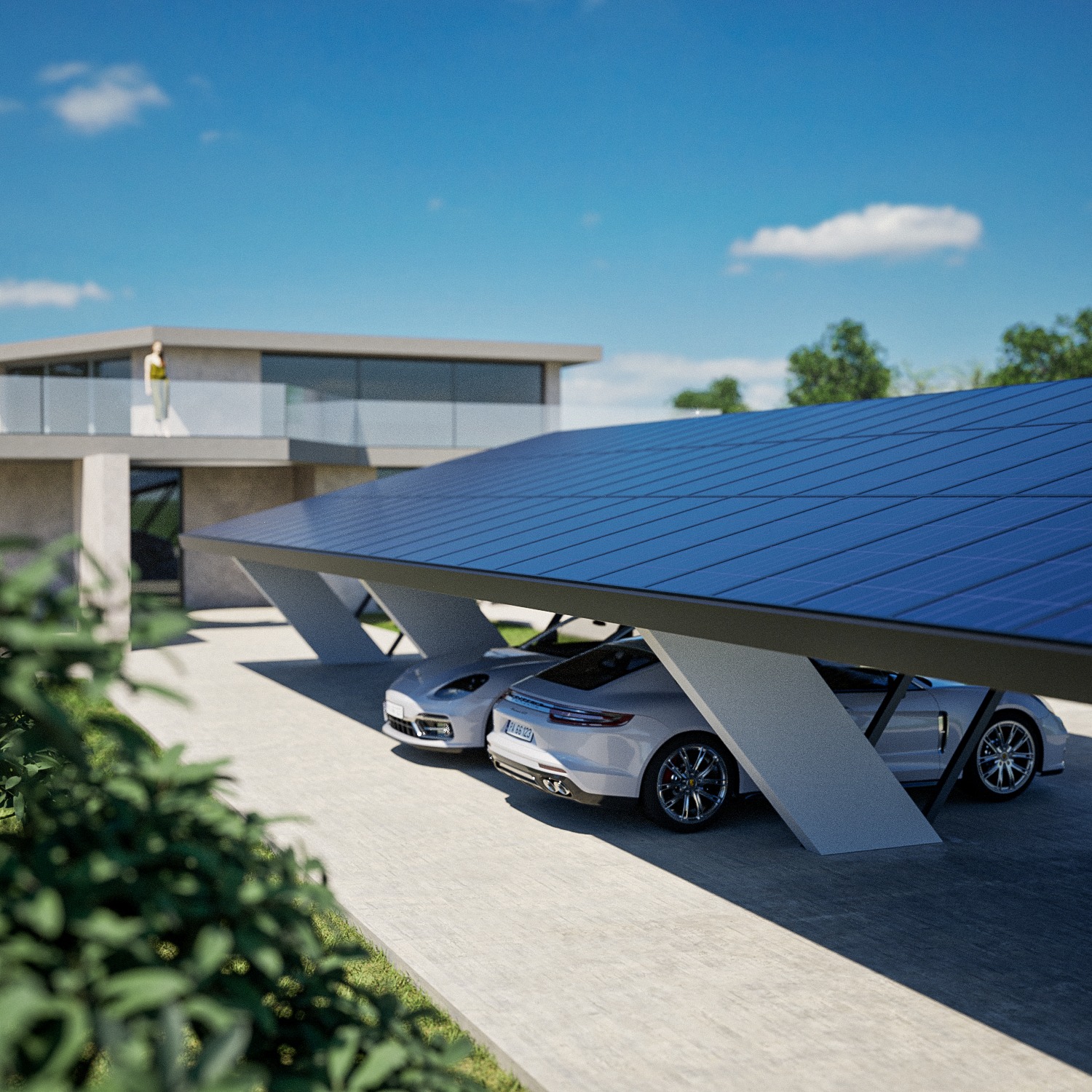 Nowoczesna wiata garażowa z panelami słonecznymi nad dwoma białymi samochodami sportowymi, na tle minimalistycznego domu z balkonem i błękitnego nieba.