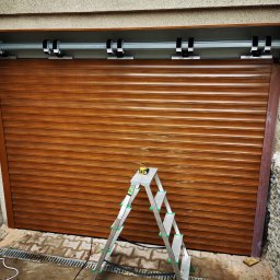 Montaż rolet zewnętrznych  sterowanych elektrycznie 