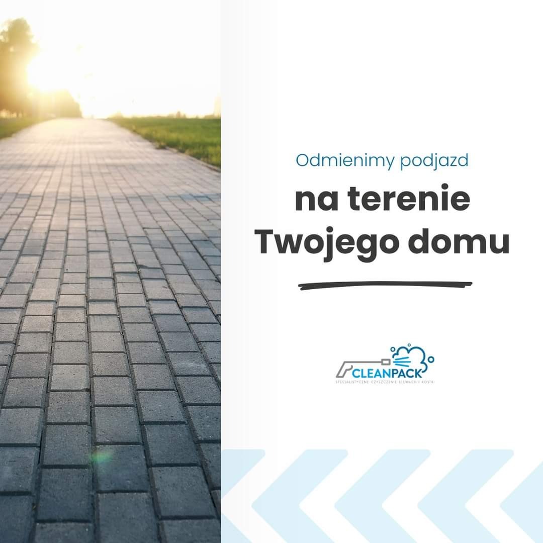 Promocyjne zdjęcie z kostką brukową na podjeździe w delikatnym świetle słonecznym, obok tekst 'Odmienimy podjazd na terenie Twojego domu' oraz logo firmy Cleanpack.