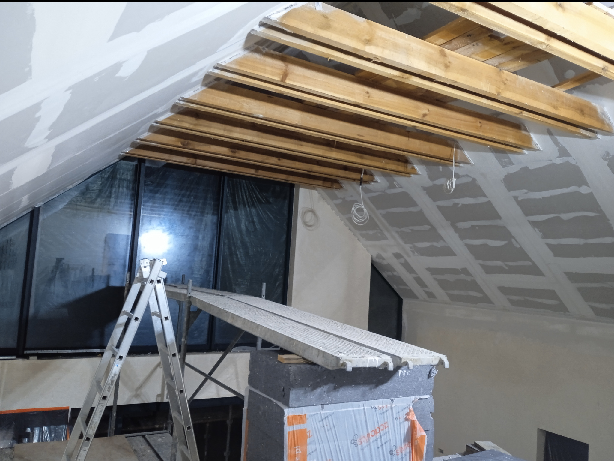 Zabudowa poddasza na części sakralnej