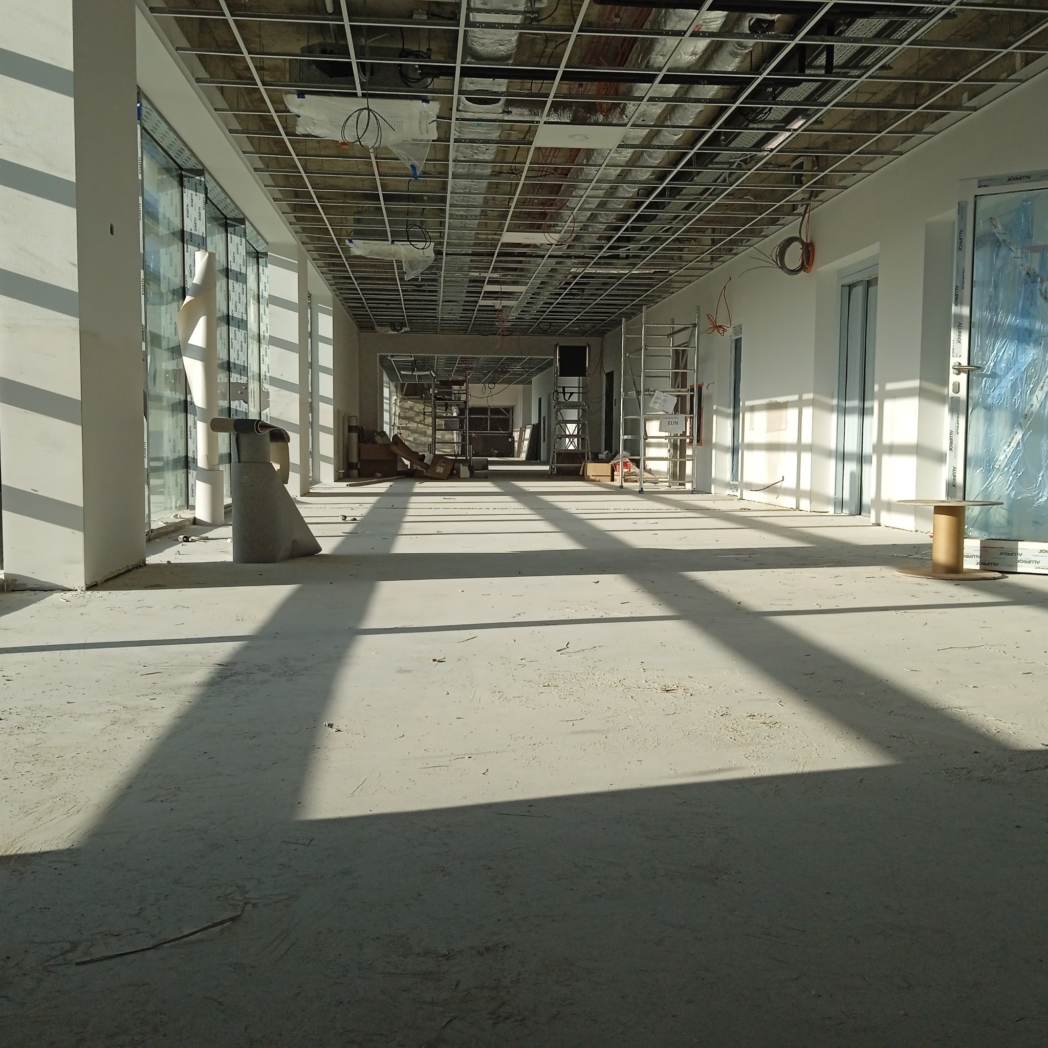 Sufit kasetonowy 60x60 w szpitalu