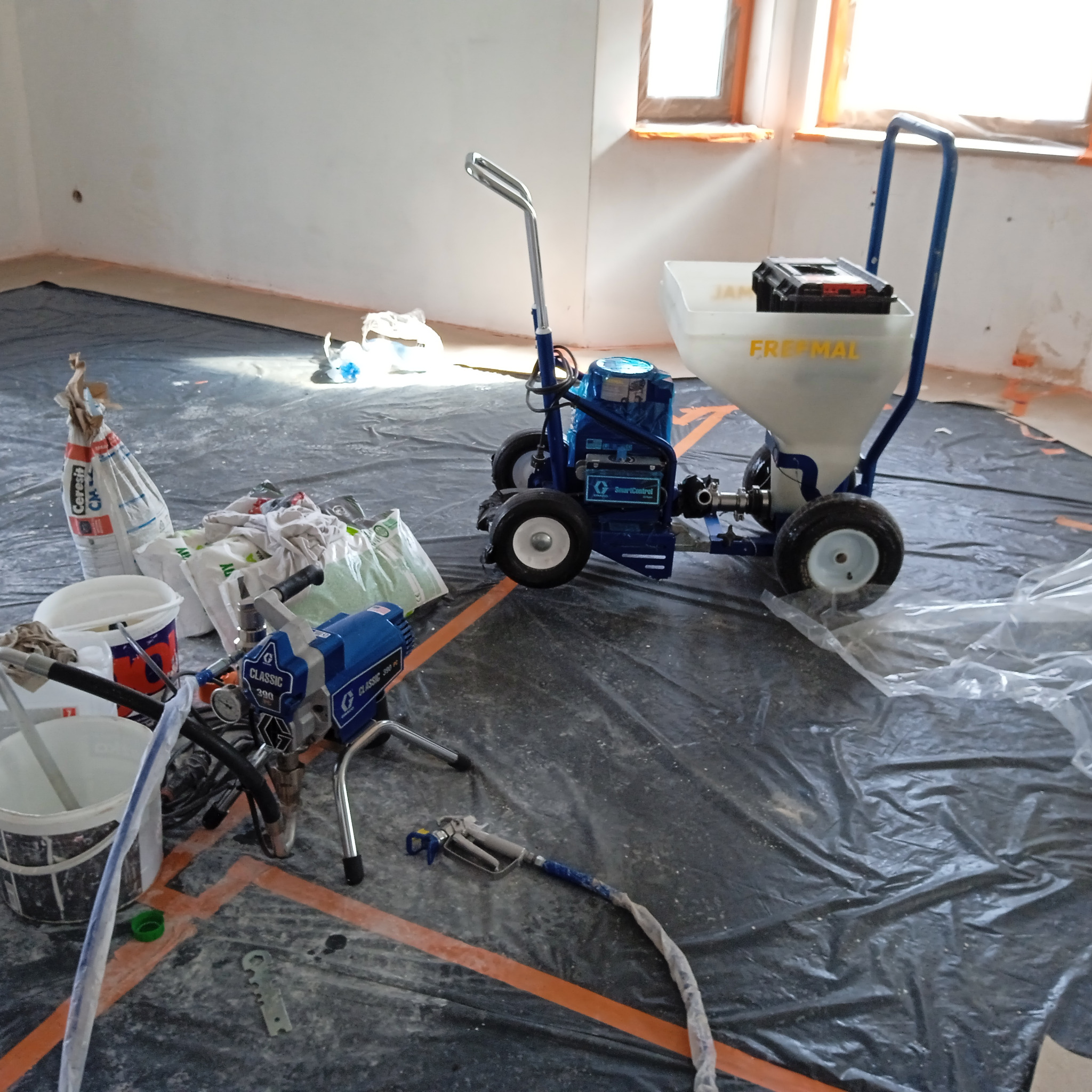 Agregaty hydrodynamiczna do malowania i szpachlowania natryskowego