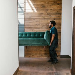 Firma Transportowa, Przeprowadzki Białystok, Usługi Transportowe, Transport Paletowy, Transport Drobnicowy, Transport Mebli Białystok, Montaż Mebli, Demontaż Mebli, Sprzątanie związane z przeprowadzką.