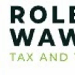 Grafika z logotypem firmy 'Rolety WAWA TAX and TRADE' z ikoną zielonych żaluzji poziomych po lewej stronie.