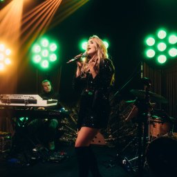 Impreza wigilijna z koncertem