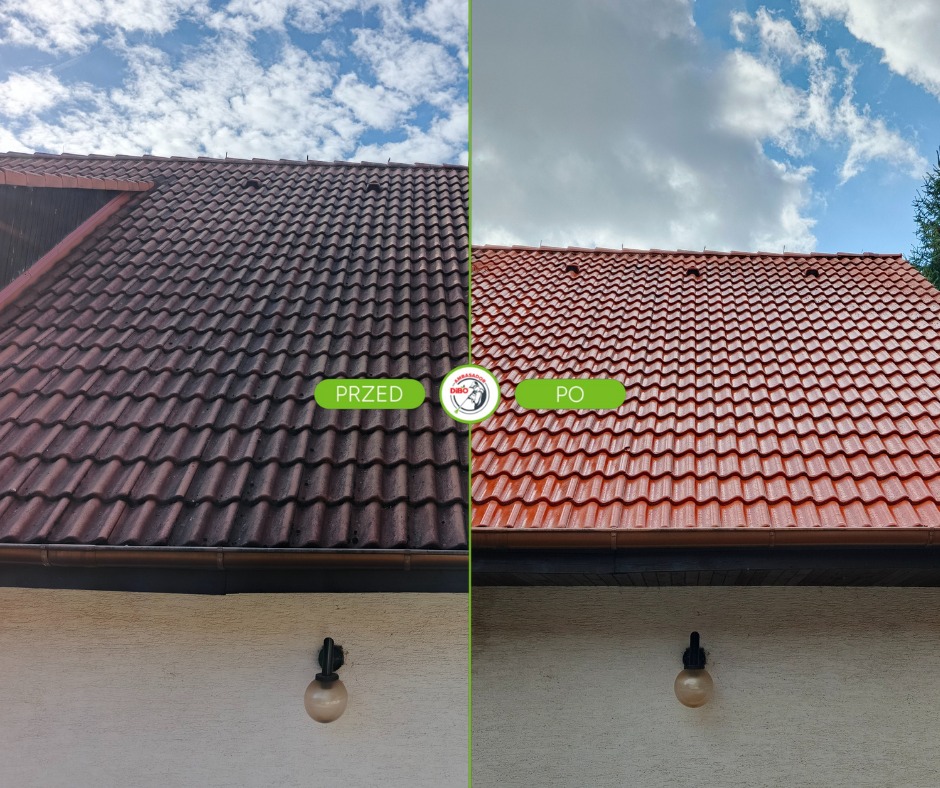 Zdjęcie dachu przed i po czyszczeniu, z wyraźną różnicą w kolorze i czystości dachówek. Widoczne detale elewacji i lampy. Ujęcie z dołu, na tle błękitnego nieba.