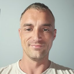 Sebastian Kosiński - Układanie Paneli Siedlce