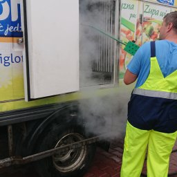 Polska Technika Komunalna Sp. z o. o. - Odkażanie parą wodną. Elewacje, ściany, zewnętrzne, wewnętrzne.