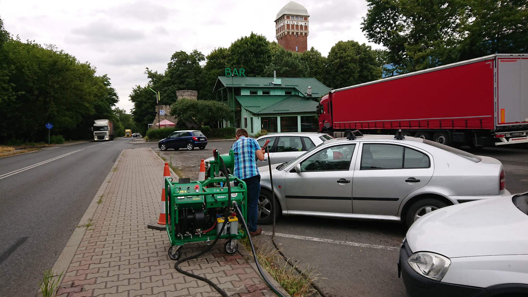 Usuwanie źródeł zapachu stęchlizny. Zarzewi gnilnych.
