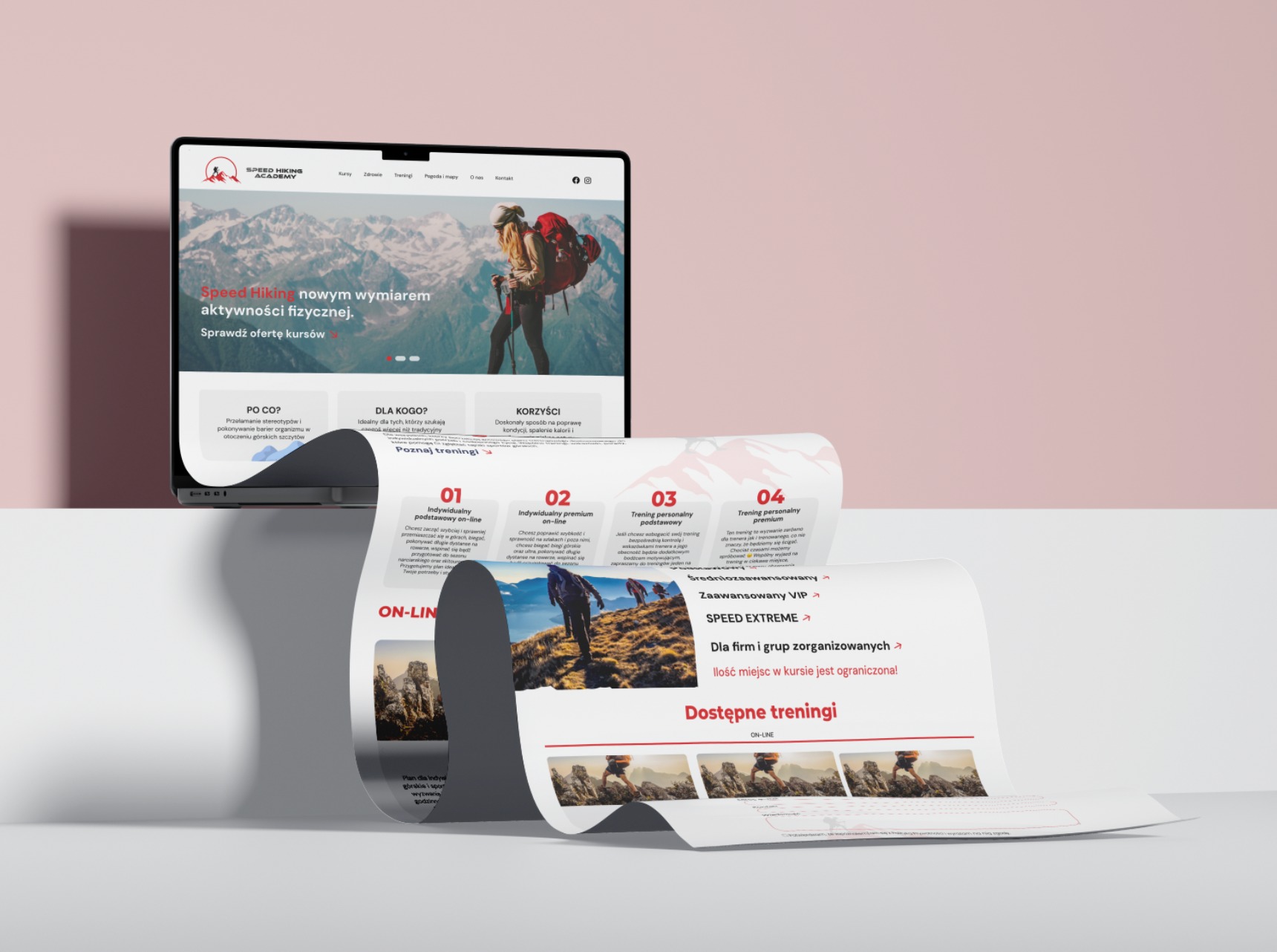 Ekran laptopa wyświetlający stronę internetową Speed Hiking Academy z ofertą kursów aktywności fizycznej w górach, obok rozłożony ulotka z informacjami o treningach, całość na jasnym tle.