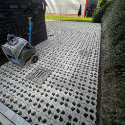 Układanie kostki brukowej Raszków 1