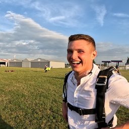 Mateusz Waśkiewicz - Montaż Paneli Kielce