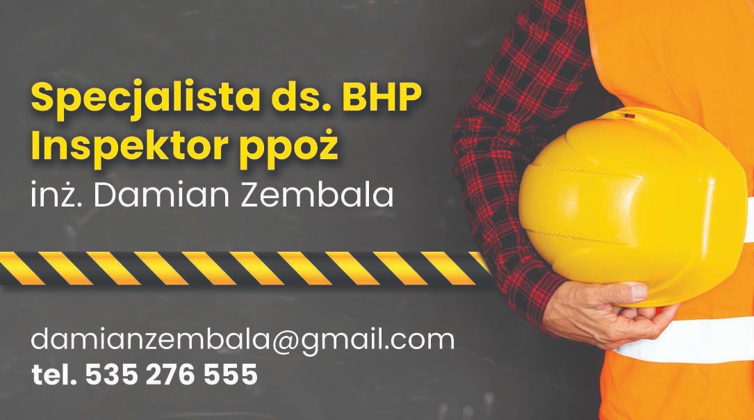 Grafika reklamowa specjalisty BHP i inspektora ppoż z żółtym kaskiem w dłoni, pomarańczową kamizelką odblaskową i numerem telefonu
