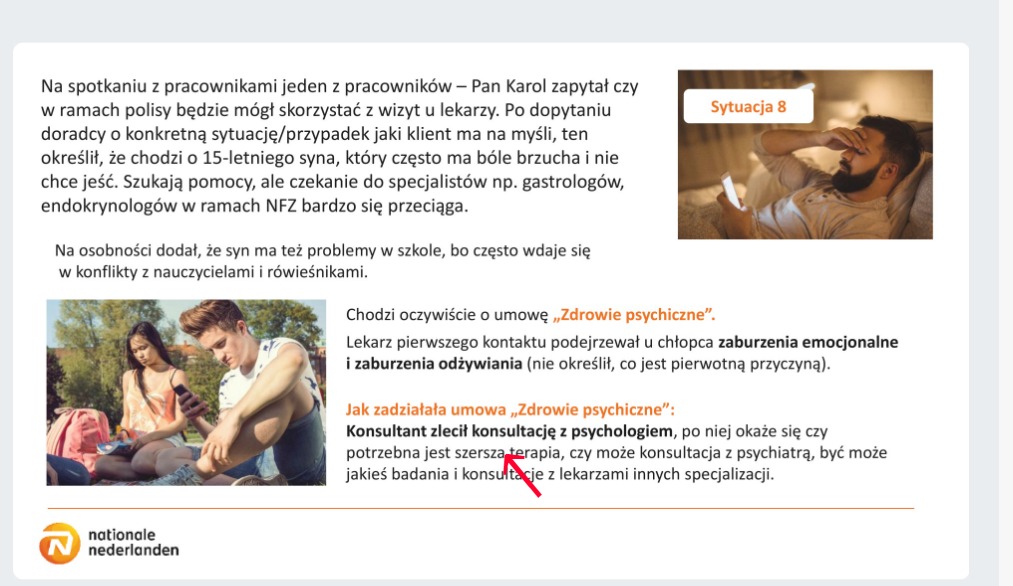 Młody mężczyzna z brodą leży na łóżku i patrzy zmartwiony w smartfon, prawdopodobnie szukając pomocy medycznej.
