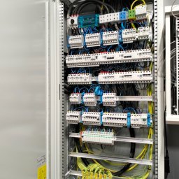 Jedna z naszych ostatnich realizacji gdzie kompleksowo zajęliśmy się elektryką oraz teletechniką.
 Siłownia w kompleksie handlowo usługowym w Garwolinie.