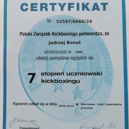 Jędrzej Bonat Trener Fitness - Certyfikat Polskiego Związku Kickboxingu dla Jędrzeja Bonata, potwierdzający zdanie egzaminu na 7 stopień uczniowski kickboxingu w klubie Copacabana, Warszawa, 2024-10-13.