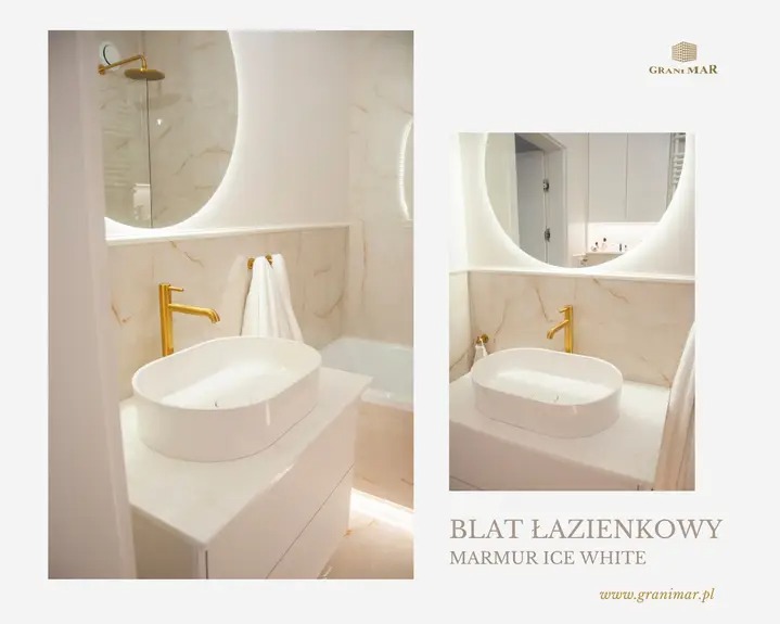 Łazienka z blatem z białego marmuru Ice White, owalna umywalka nablatowa, złota bateria i okrągłe lustro z podświetleniem LED.