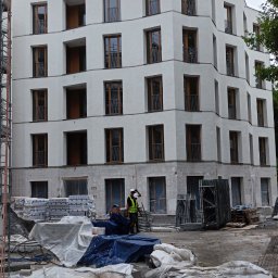 Ocieplanie elewacji Sączów 1