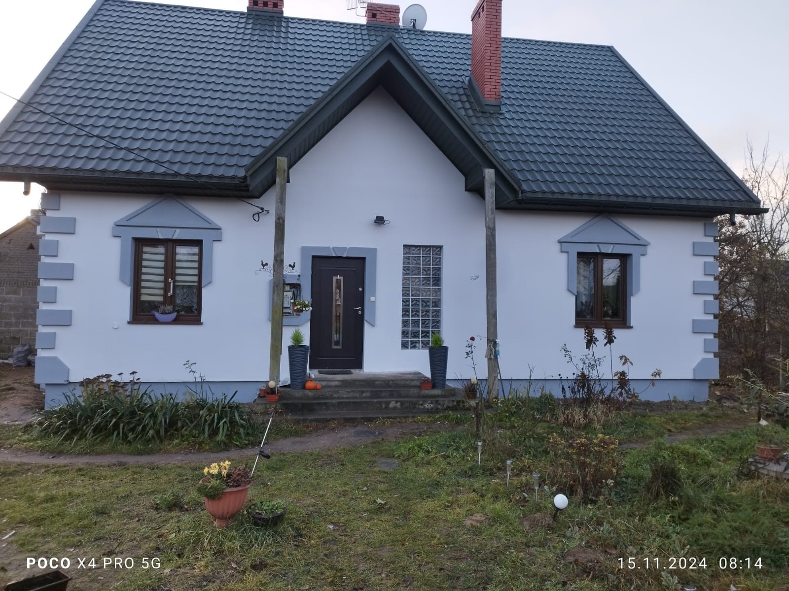 Po wykonaniu malowania farbą elewacyjną KLEIB.