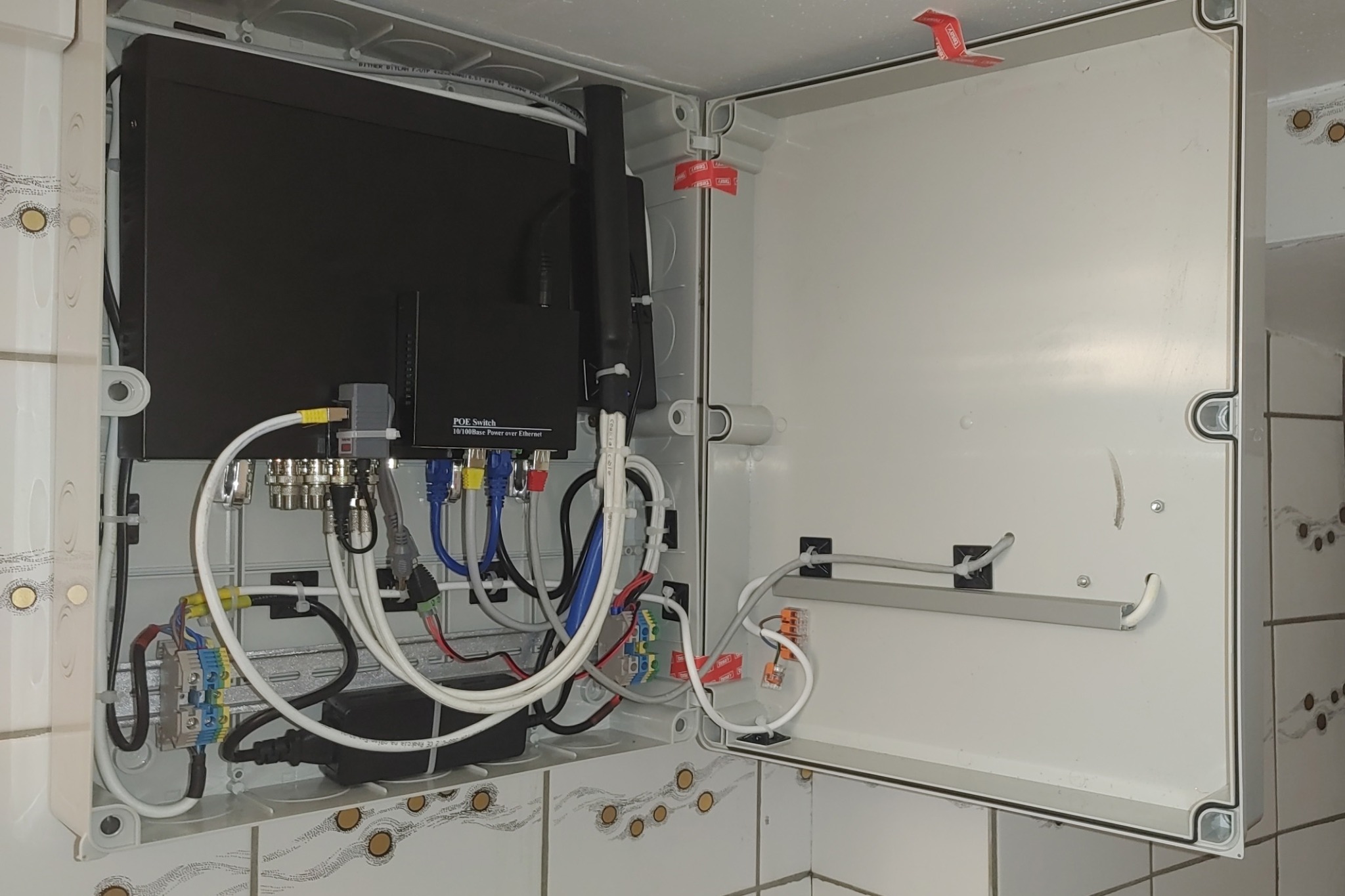 Montaż rejestratora wideo