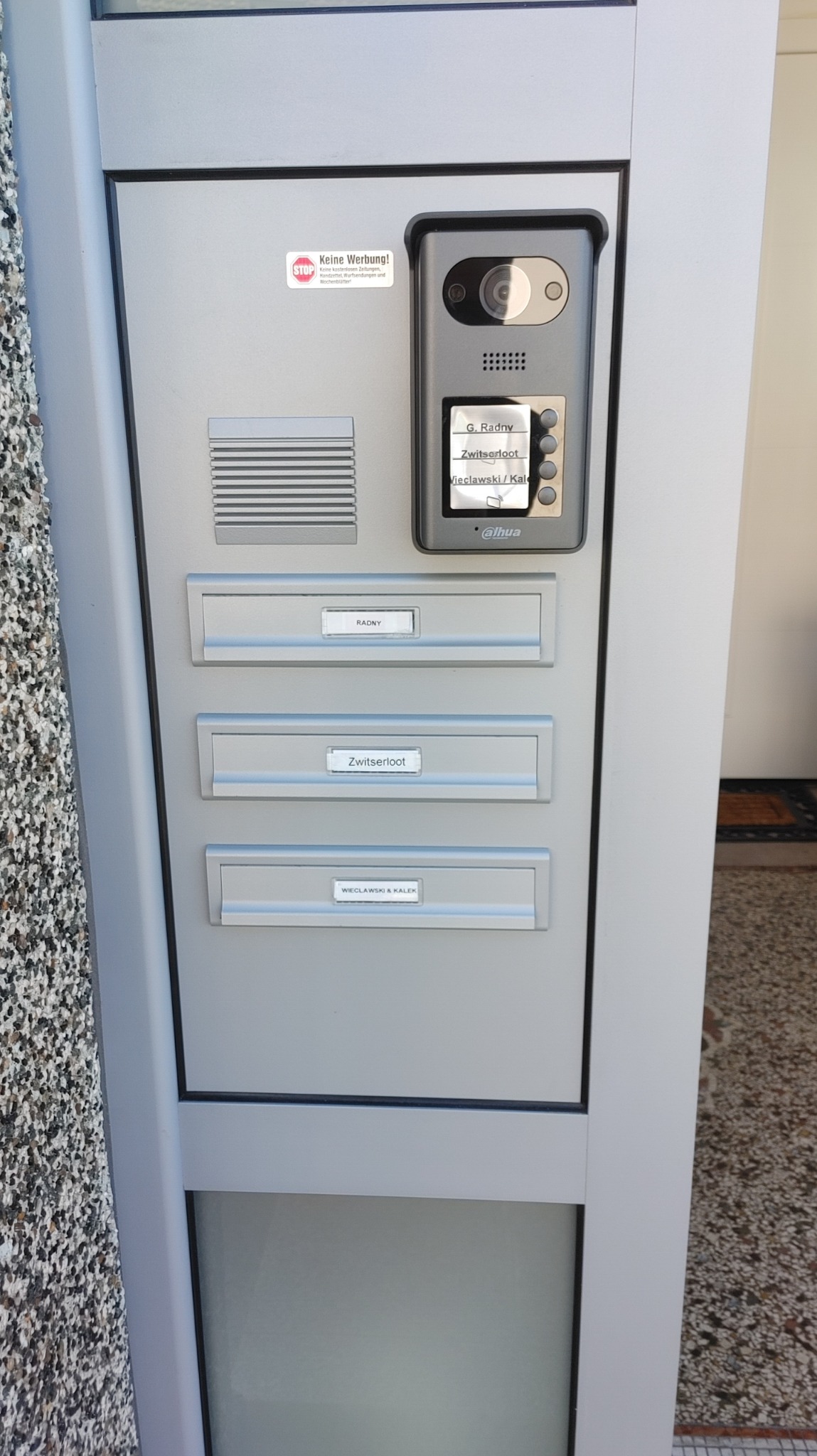 Instalacja wideodomofonu