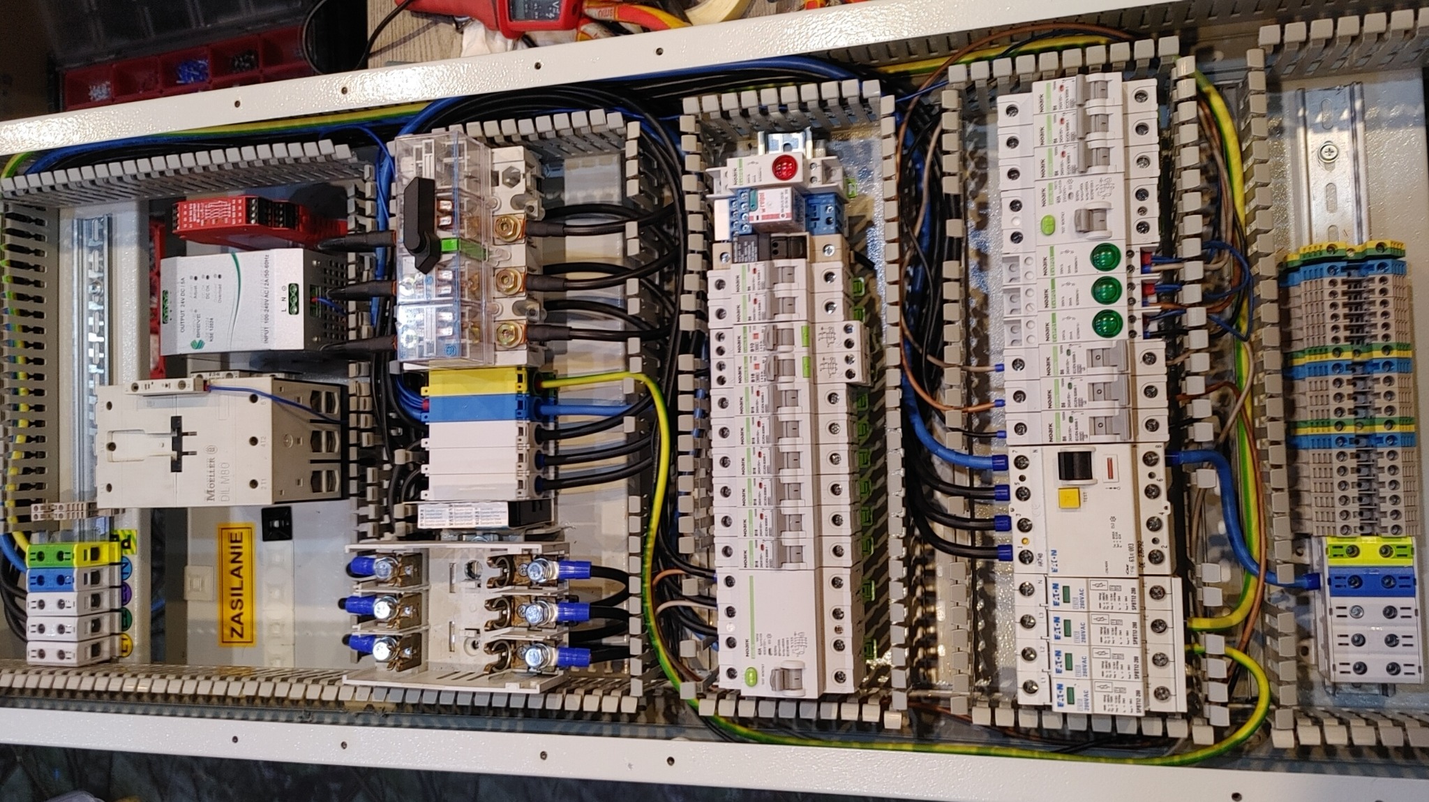 Projekt i montaż rozdzielny elektrycznej