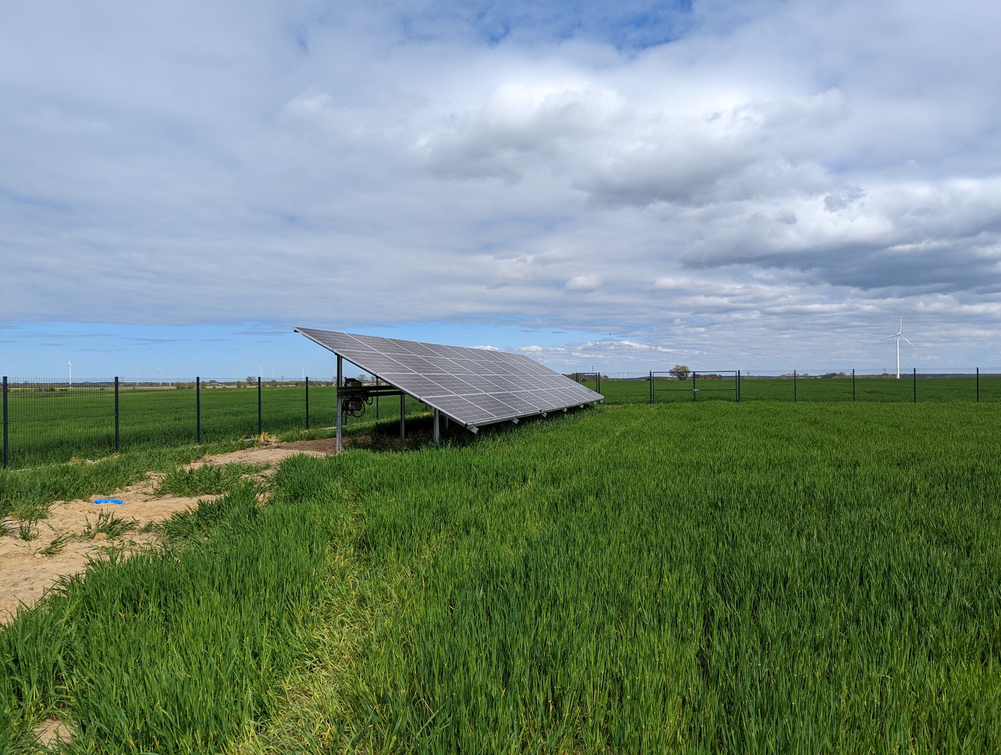 Instalacja Fotowoltaiczna gruntowa 16 kW