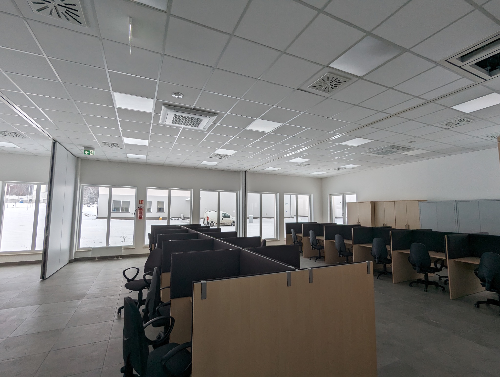 Biuro, instalacja elektryczna pełen zakres