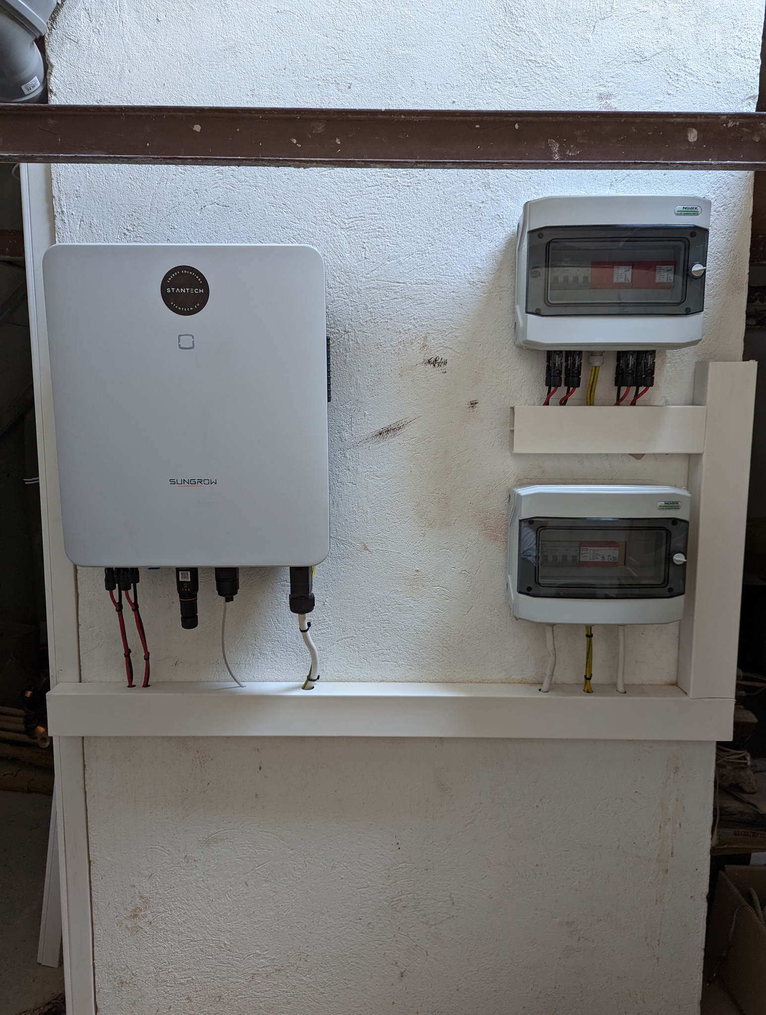 Instalacja fotowoltaiczna na falowniku hybrydowym firmy Sungrow, Szczecin