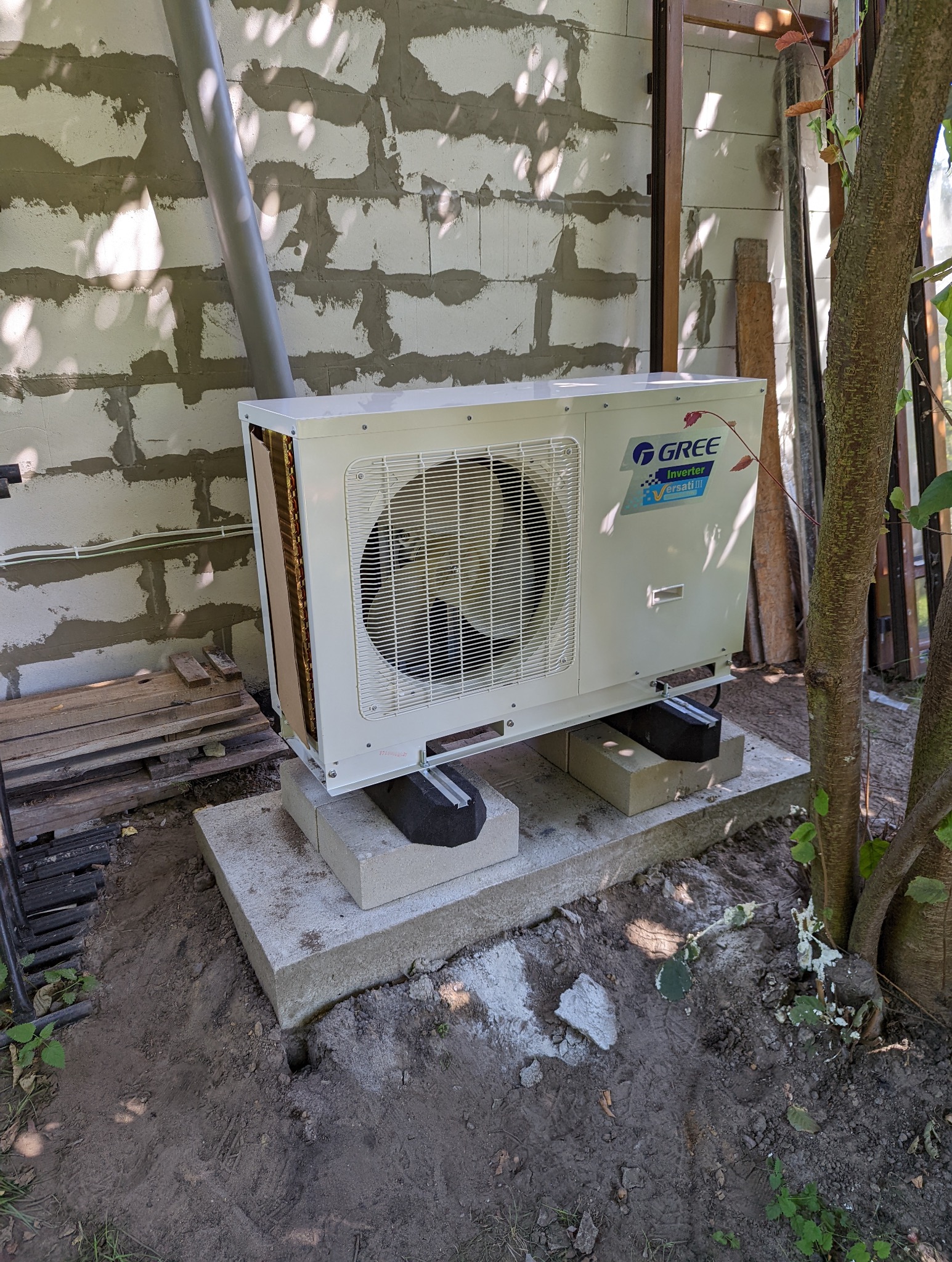 Pompa ciepła monoblok firmy Gree