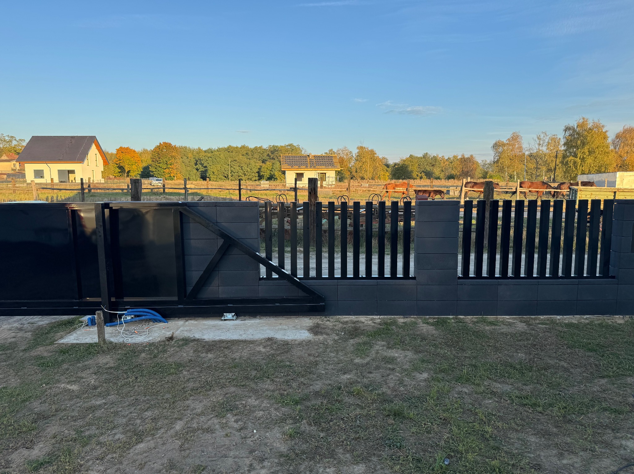 Ogrodzenia aluminowe grzebieniowe