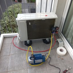 Wykonywanie próżni w układzie klimatyzacji