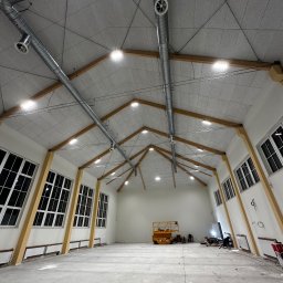 ELEKTROBUD Sp. z o.o. - Instalacja oraz montaż oświetlenia Hali Sportowej