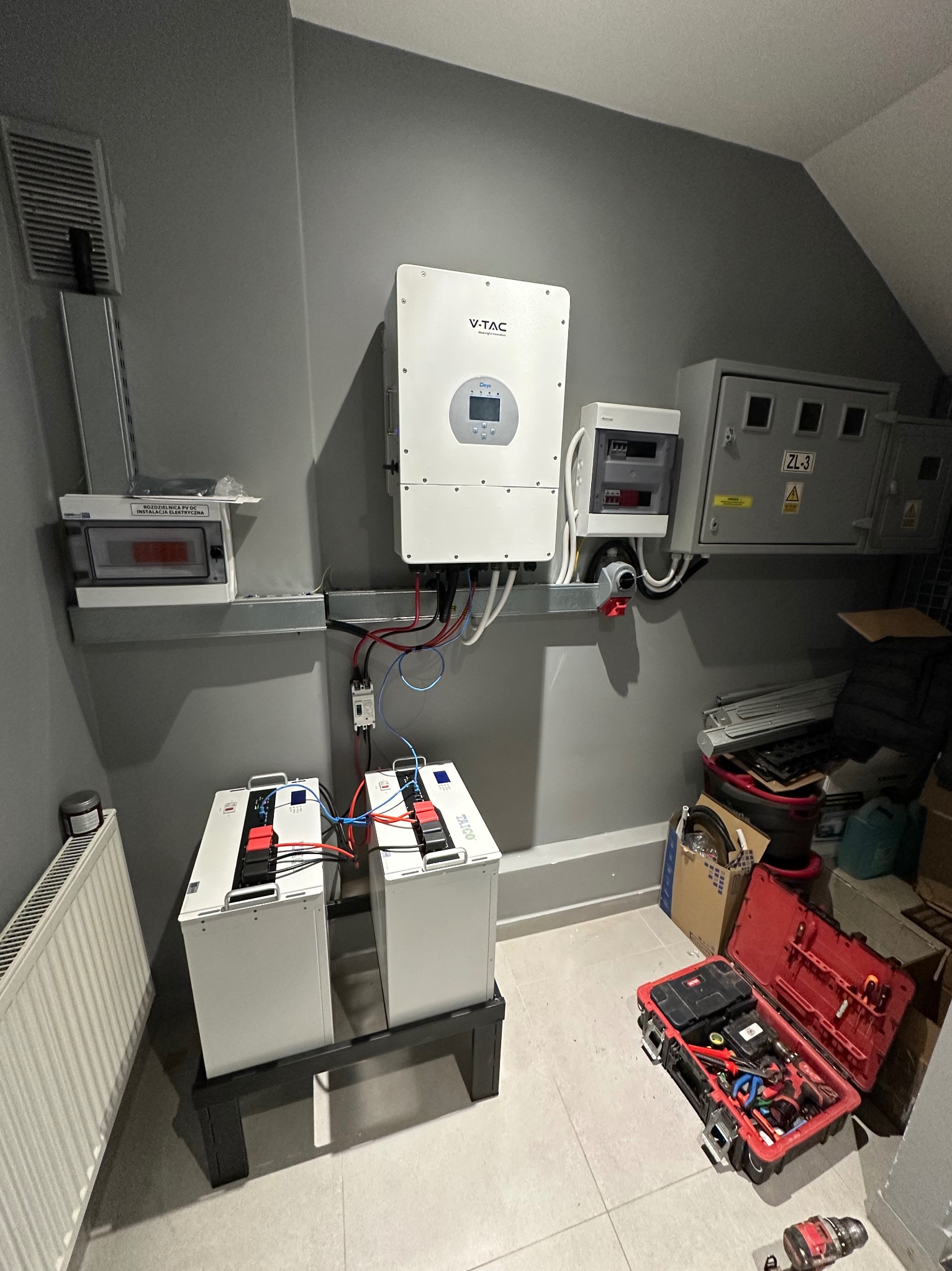 Falownik Hybrydowy Deye 10kW plus magazyn energi 10kWh