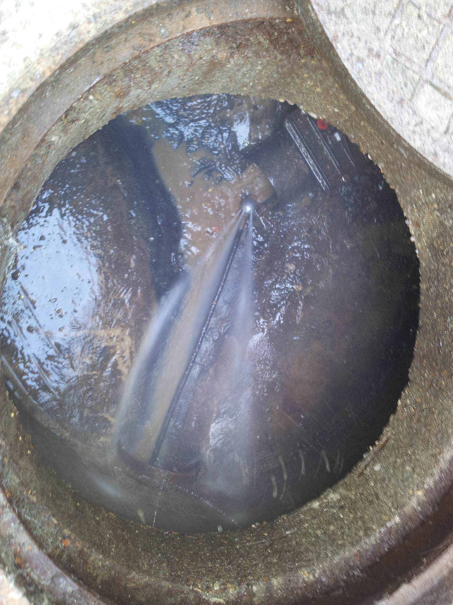 Ciśnieniowe czyszczenie kanalizacji WUKO