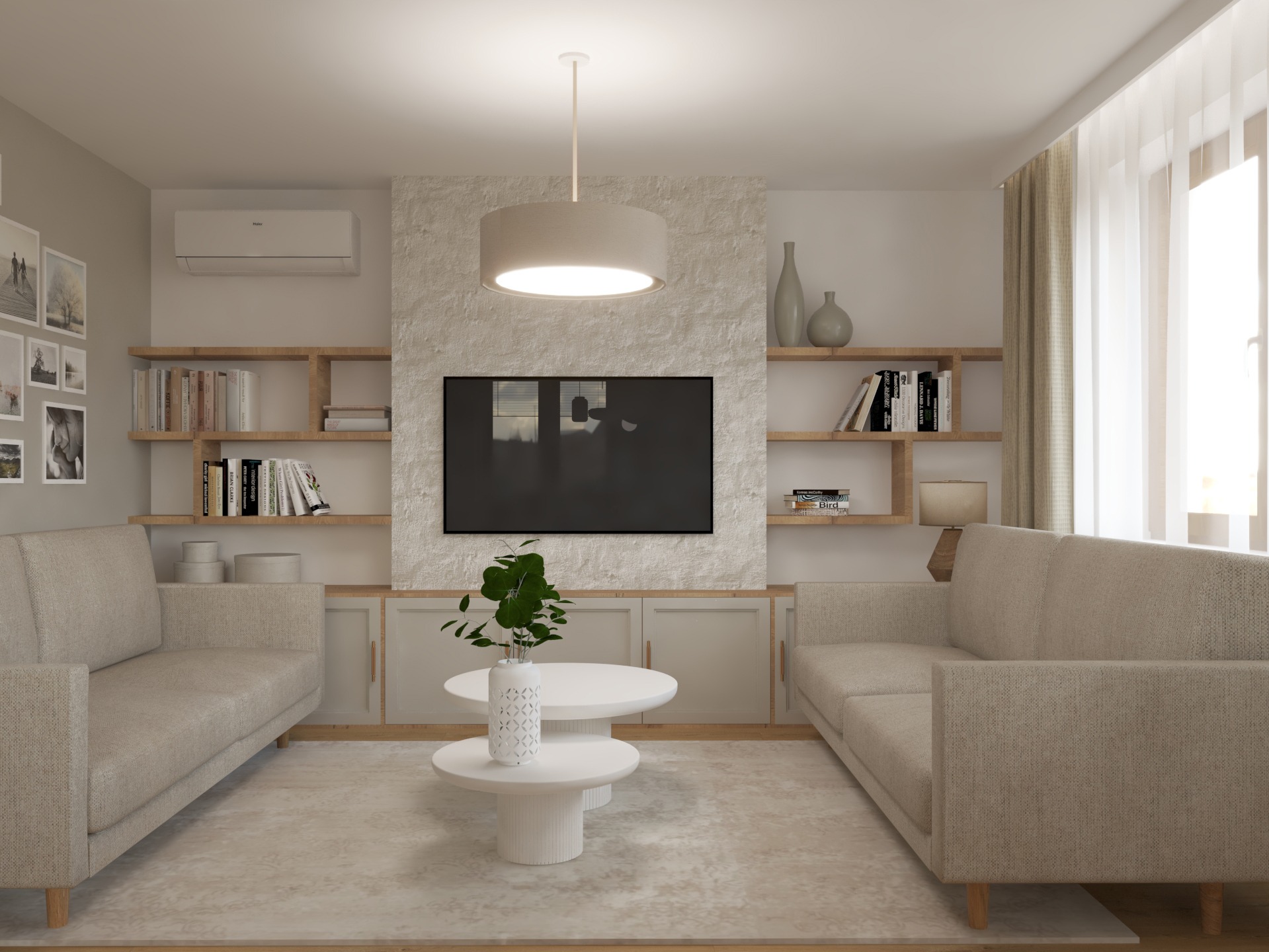 Jasny salon z dwoma beżowymi sofami, stolikiem kawowym i ścianą z telewizorem oraz półkami na książki. Minimalistyczny design, naturalne światło przez okno.