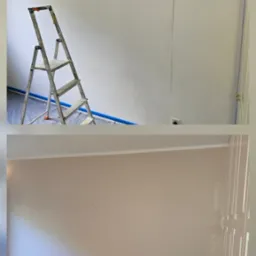 Zdjęcie 'przed i po' malowania ścian w pokoju. Na górze drabina i ślady po uszkodzeniach, na dole gładka, pomalowana ściana w odcieniach beżu.