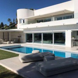 Inwestycja wykonana w Hiszpanii - Schuco