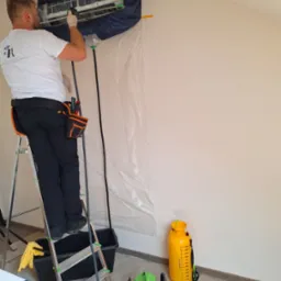 Profesjonalne odgrzybianie klimatyzacji myjką parową Wipcool.