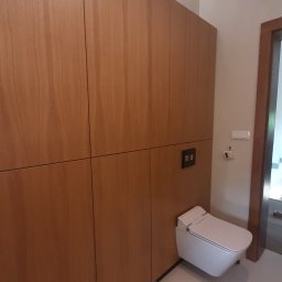 Forti - Zabudowa meblowa okleina dęb naturalny