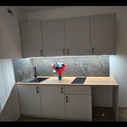 Marek Badełek - Szafy wnękowe Rawa Mazowiecka