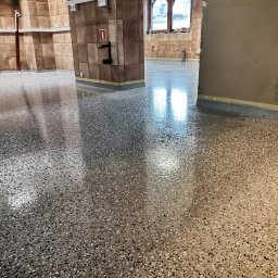 Posadzki żywiczne Piekielnik 2