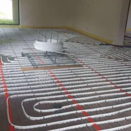 Instalacja podłogowa w domku jednorodzinnym