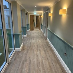 Pro-Decor - Wykończony korytarz pod klucz