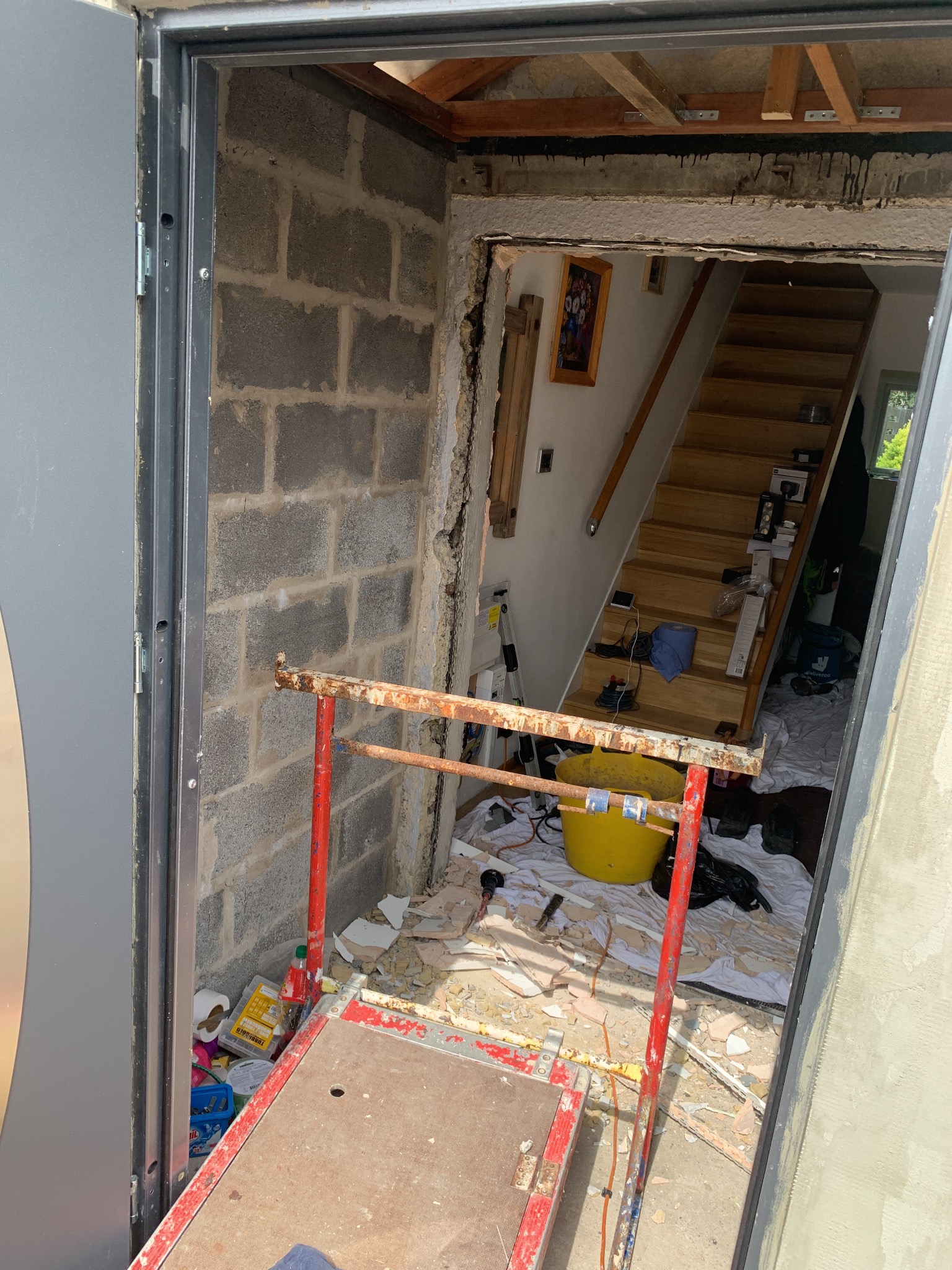 Wejście główne przed zabudową