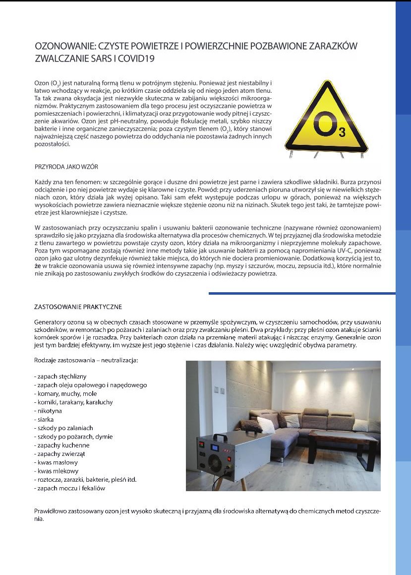 Generator ozonu w pomieszczeniu, urządzenie do dezynfekcji powietrza, na pierwszym planie szary generator ozonu na drewnianych nóżkach, w tle szara sofa i ściana.